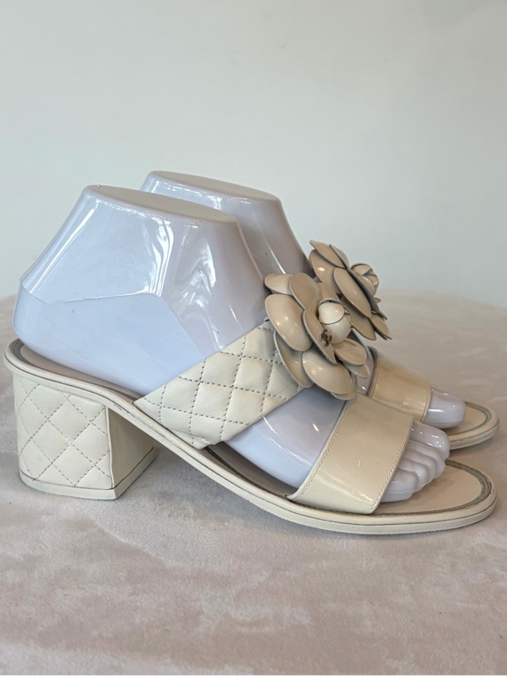 CHANEL Matelasse Leather Block Heel Slides, Camelia w/CCs,box, cream, 36.5C - Picture 3 of 16